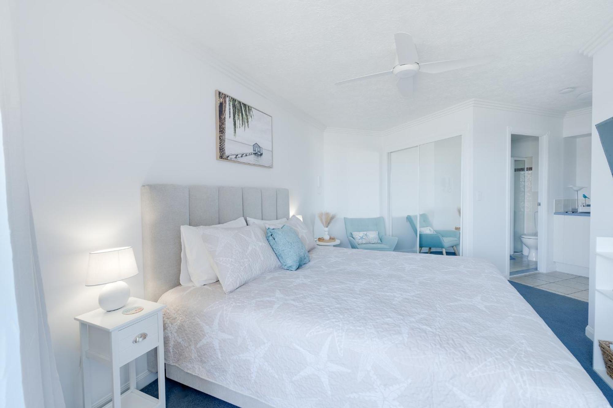 Waterfront 1-bedroom Retreat With Stunning Views